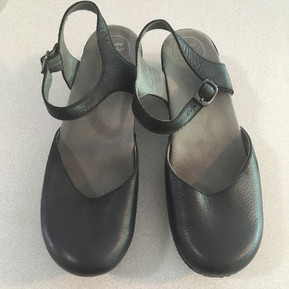 Dansko | Sam Black Ankle Strap Clog Size 41